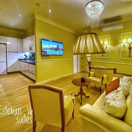 SUITES SAN ESTEBAN 16 Ducal Sevilla Exterior foto